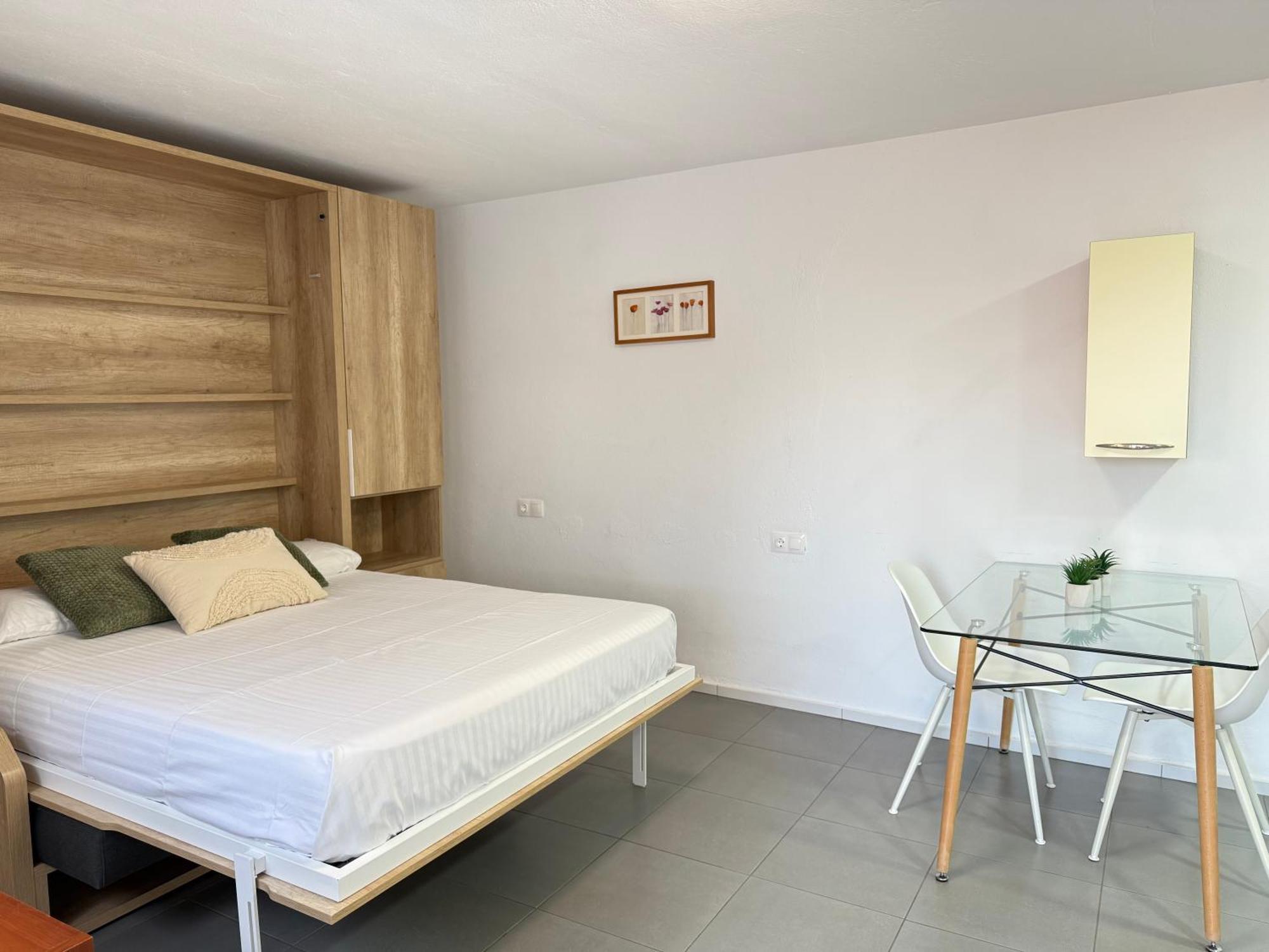 Agi Peater Center Apartment Roses Exterior photo