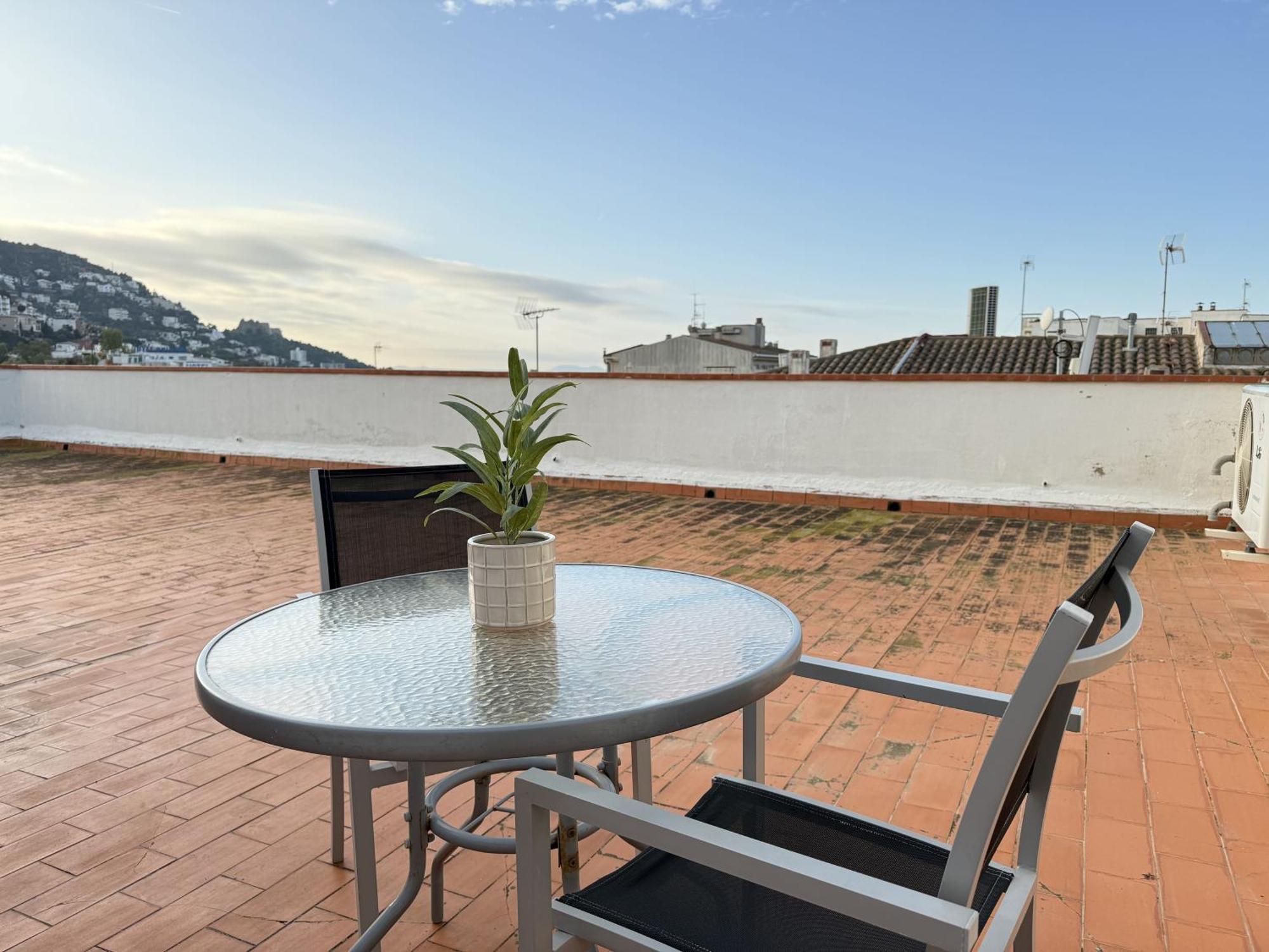 Agi Peater Center Apartment Roses Exterior photo